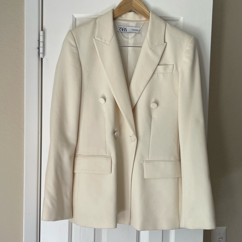Zara Double Breasted Blazer in Cream